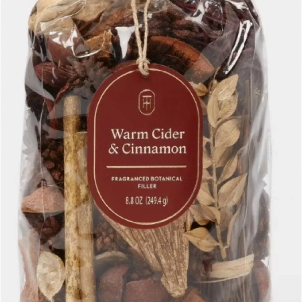 White 6“ Diameter Self-watering Plant Pot & Scented Filler Set/Bundle - Picture 5 of 7